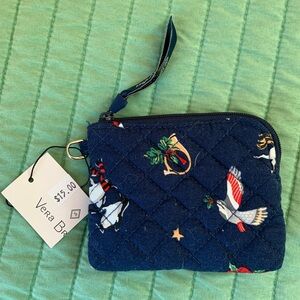 Vera Bradley zip wallet. NWT.